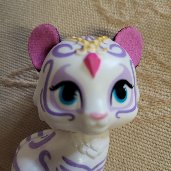 Nickelodeon Shimmer and Shine White Bengal tiger figure - Picture 2 of 3